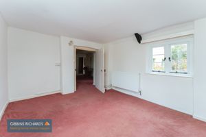 Annexe - Sitting Room- click for photo gallery